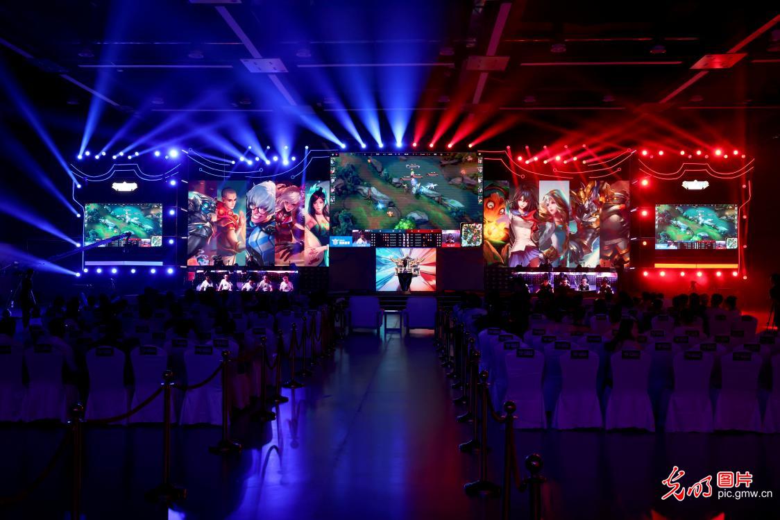 在竞争激烈 在竞争激烈