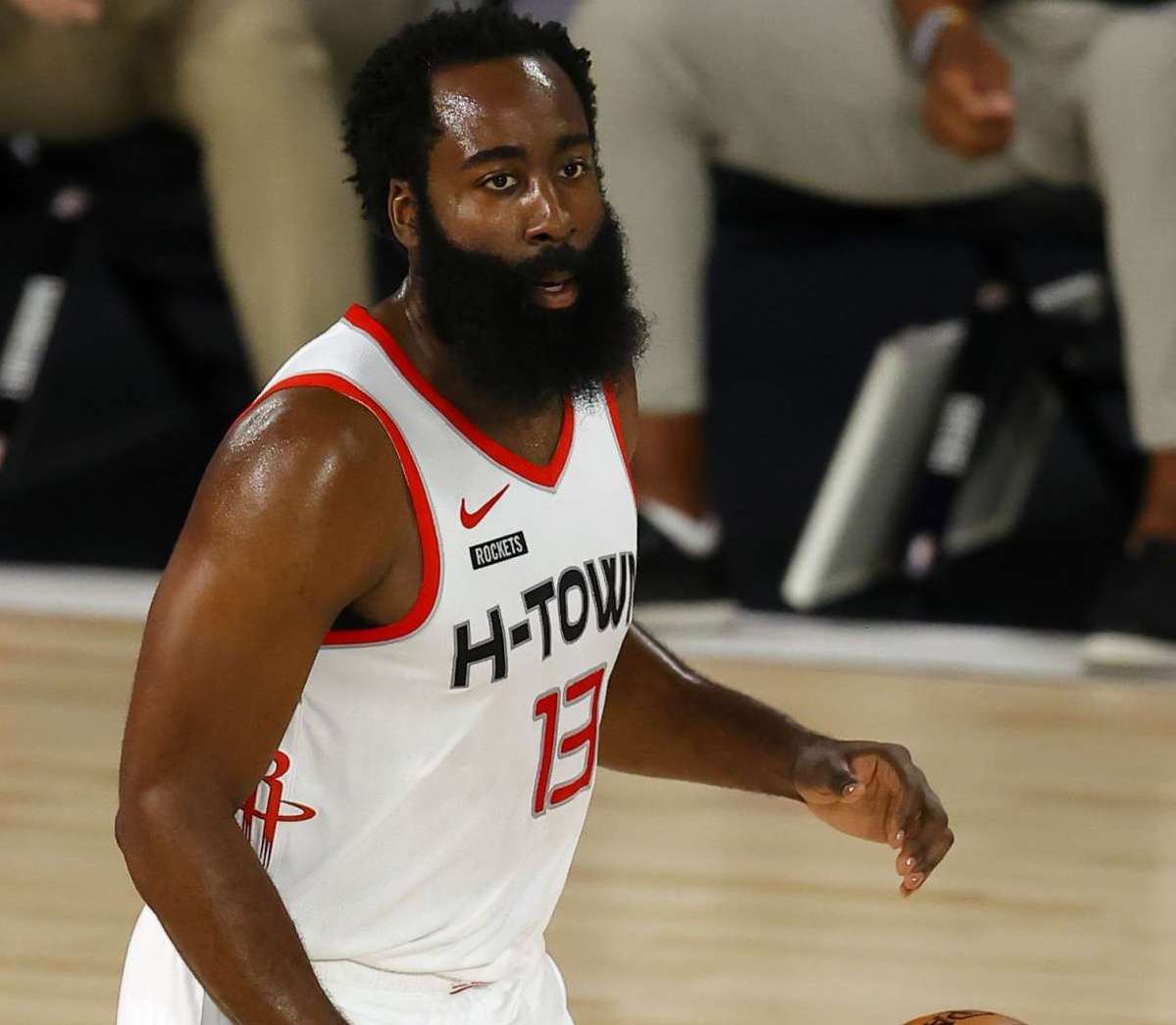 强攻姿态 强攻姿态