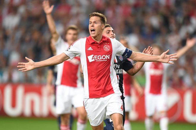 他坚持不懈 他坚持不懈