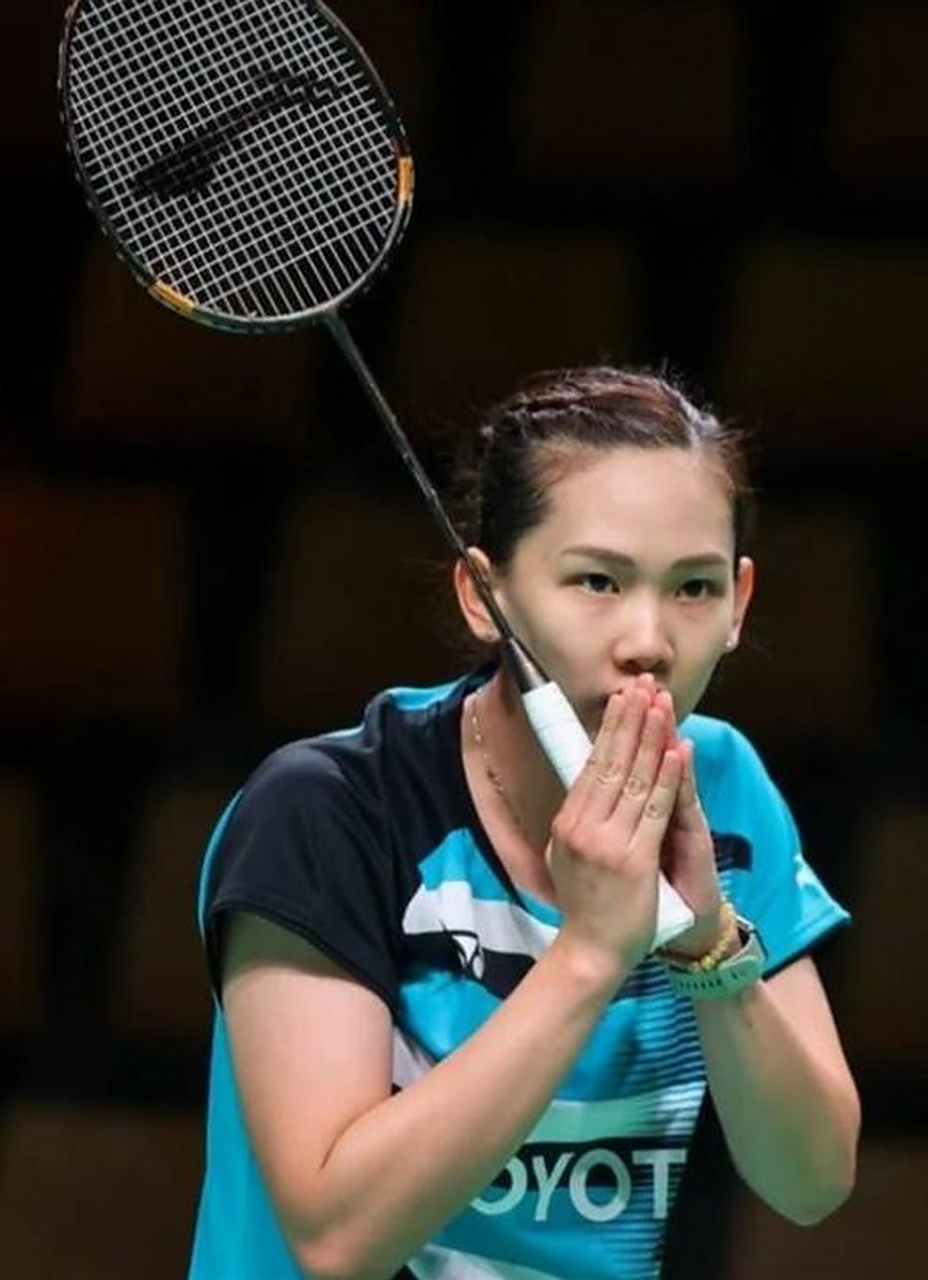 他为何如此 他为何如此