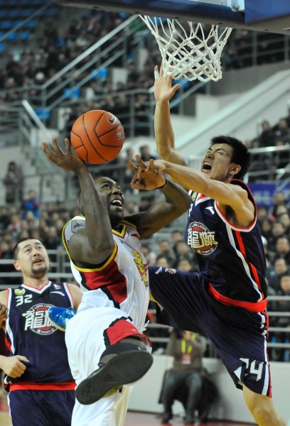 奋力拼搏的 奋力拼搏的