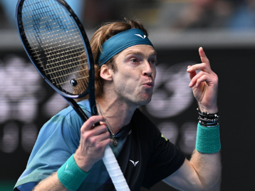 0的比分輕 0的比分輕