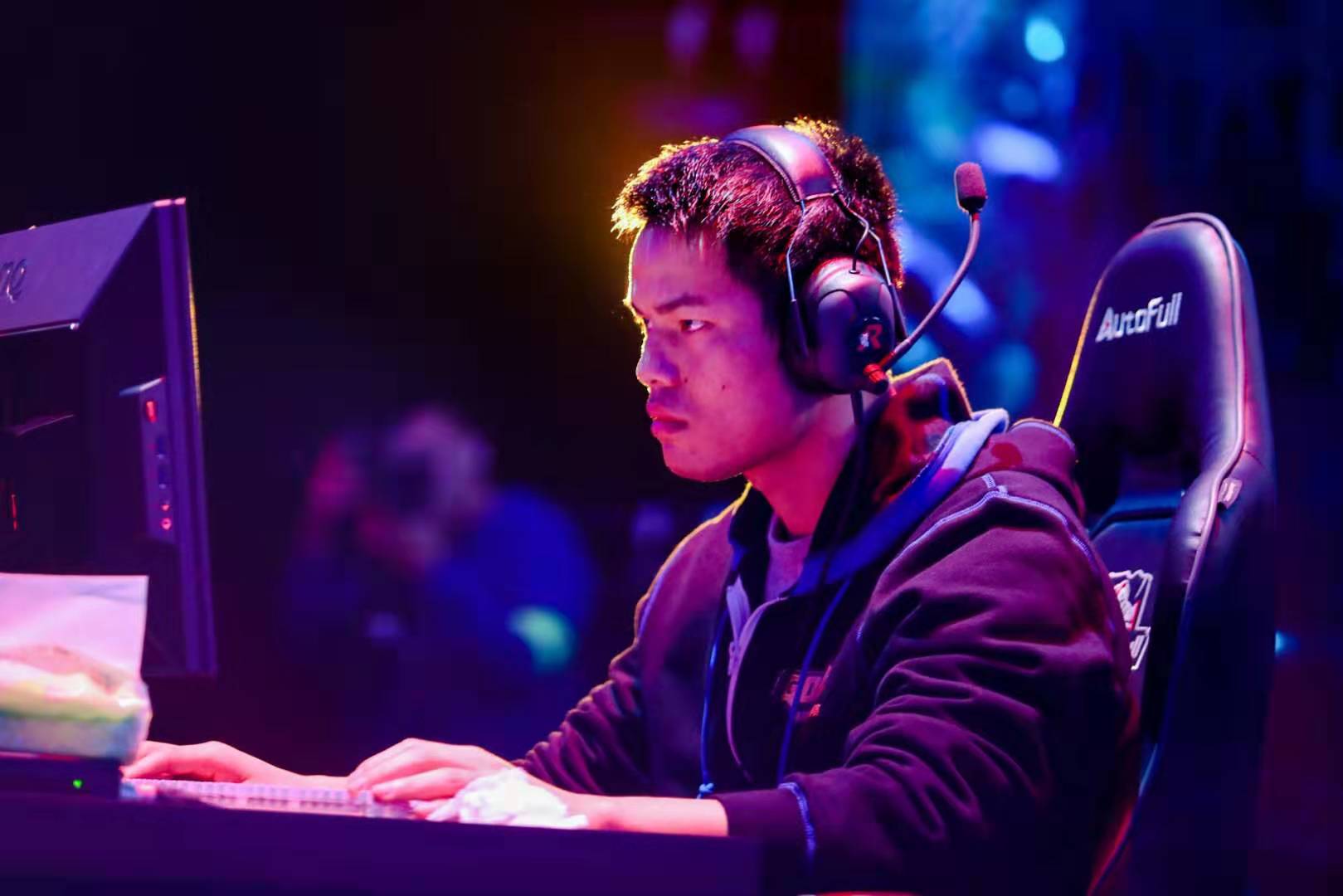 的标签和摘 的标签和摘